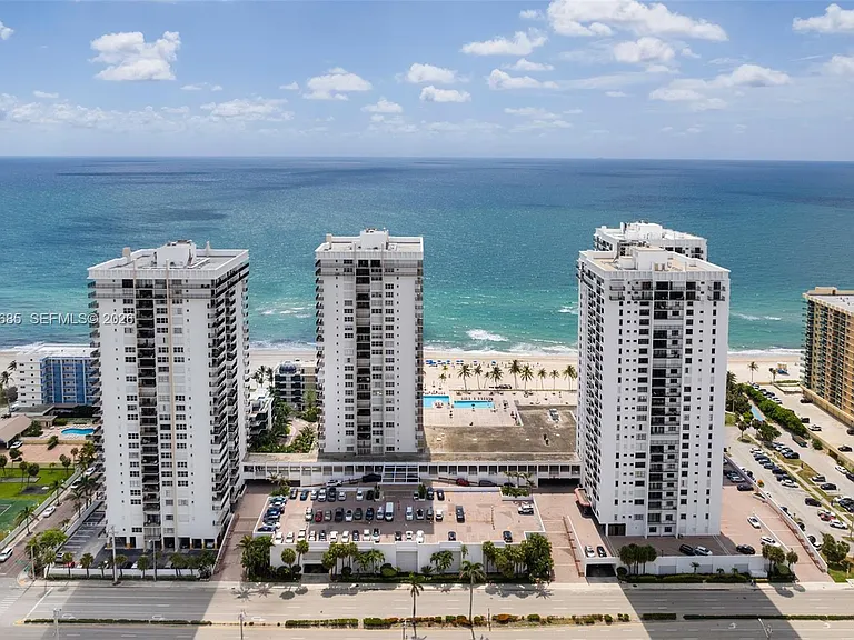 2401 S Ocean Dr #2402 — Photo 32