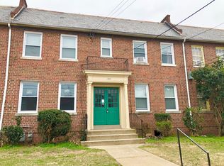 195 35th St NE APT 4, Washington, DC 20019