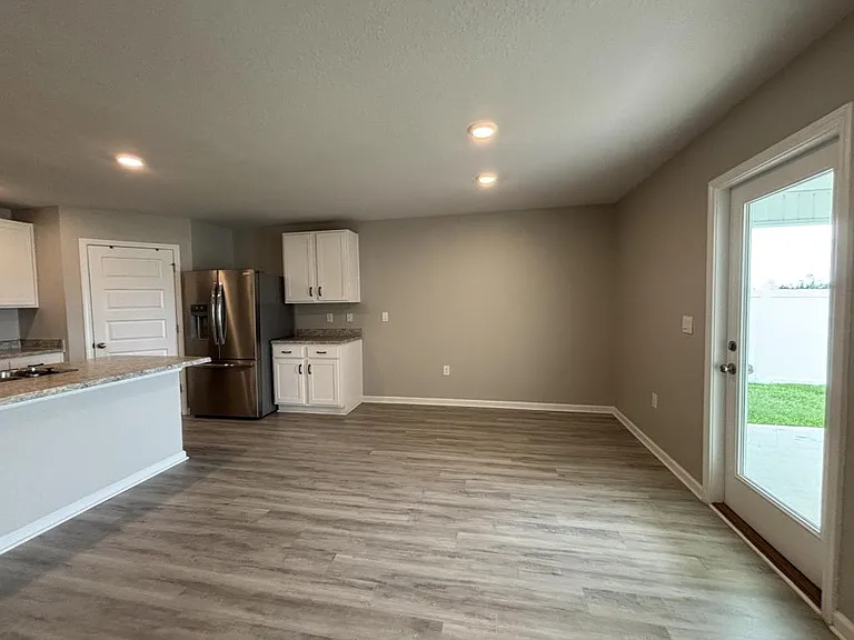 6359 Bellavia Ln — Photo 8