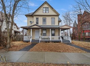 464 Pleasant St, Holyoke, MA 01040