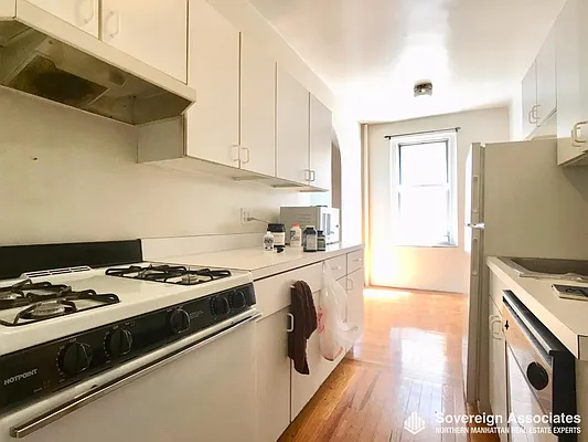 Rented by Sovereign Associates | media 8