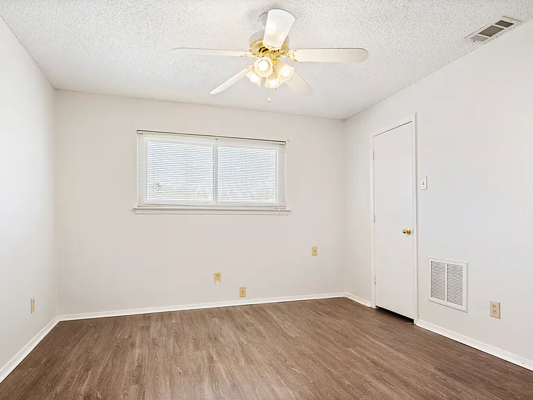 7591 Tournament Rd — Photo 24