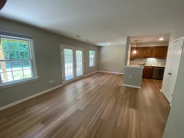 113 Albemarle Dr #113 — Photo 7