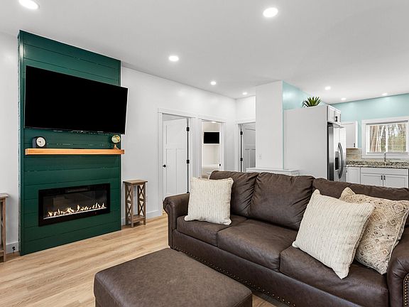 3rd image of 1167 Bangor Road