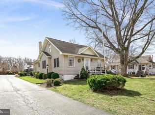 15 Hillside Ave, East Windsor, NJ 08520