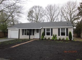 210 Walnut St, Hyannis, MA 02601