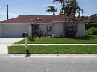 8426 Linden Way, Lake Worth, FL 33467