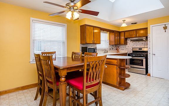 5th image of this home