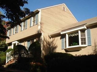 37 Orchard Dr, Hollis, NH 03049