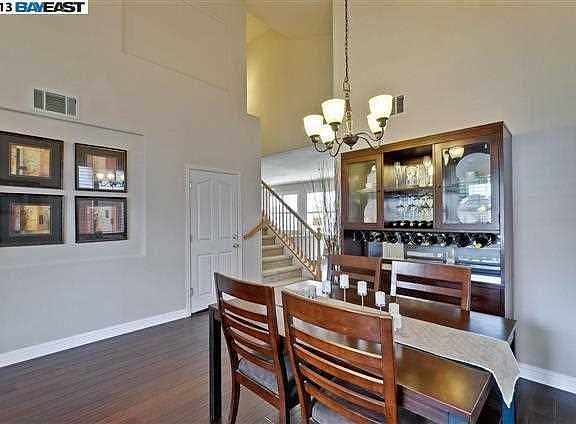 4th image of 34754 Chesapeake Dr