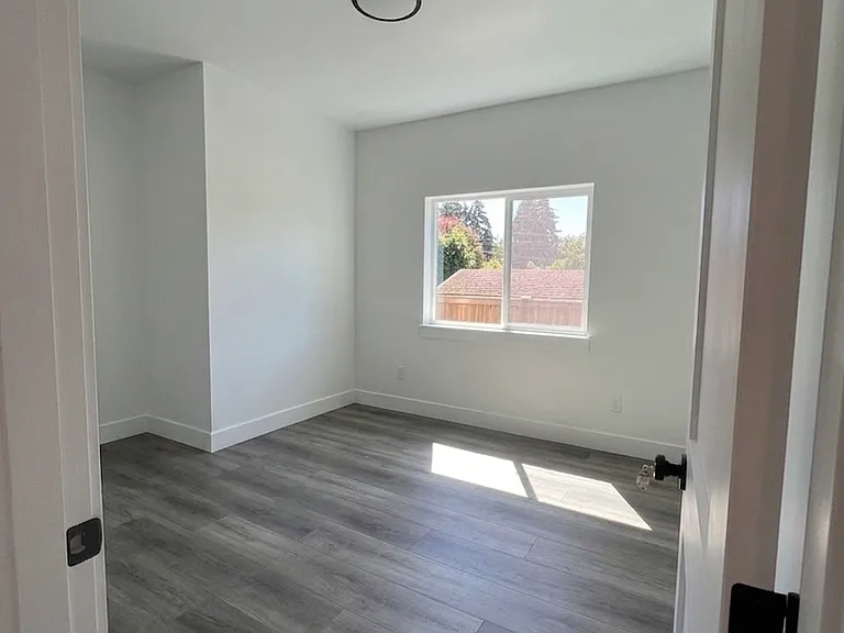 10201 98th St SW — Photo 14