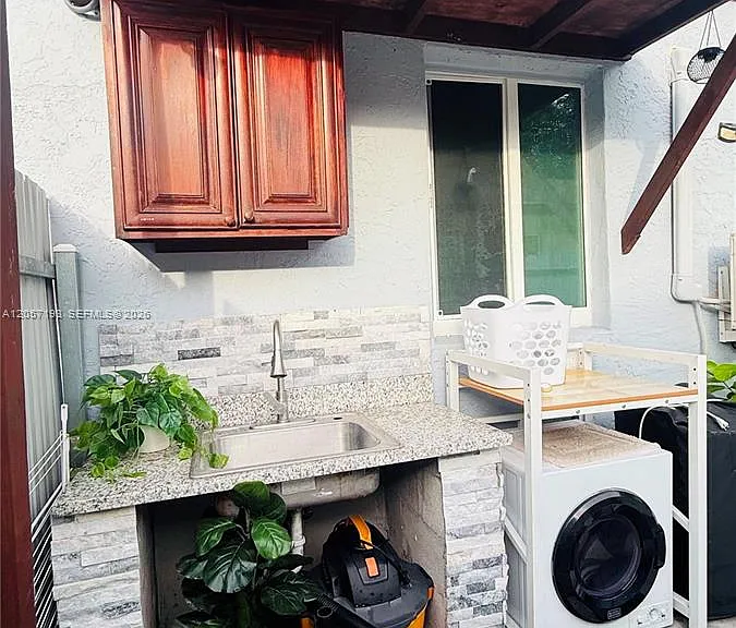 1558 NW 103rd St #EFFICIENCY — Photo 14