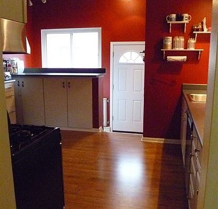 Kitchen 1