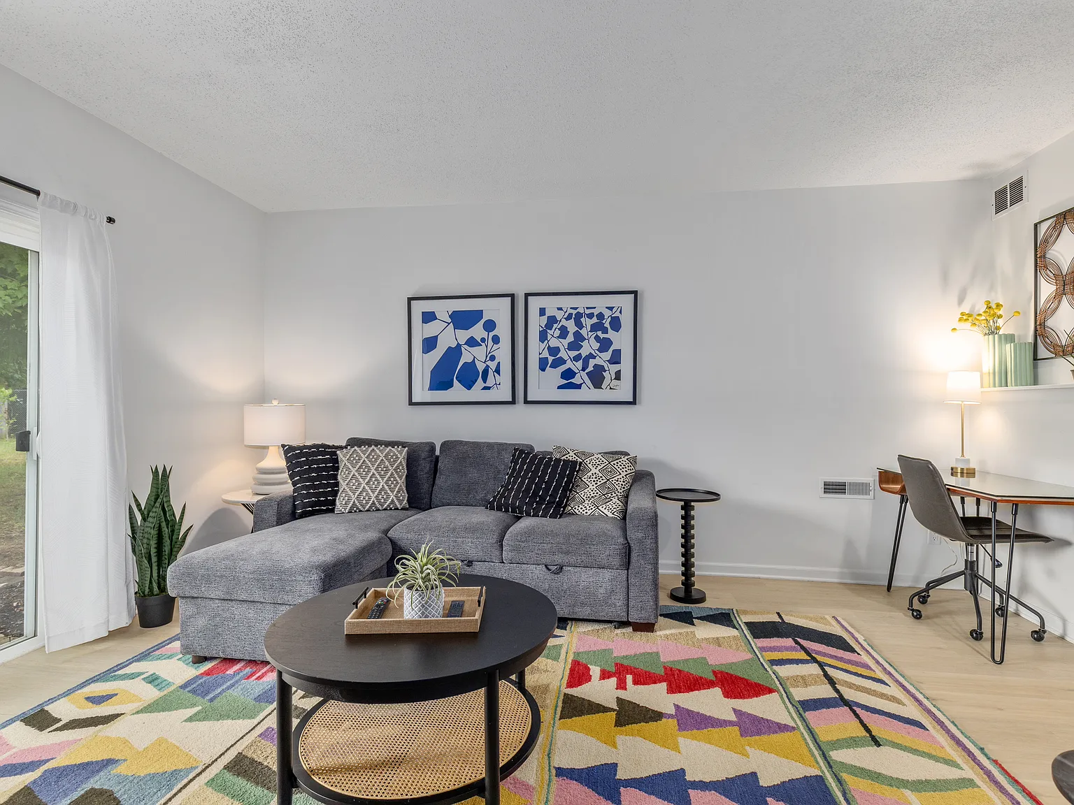 1 bed, 700 sqft, $1,750 — Photo 3