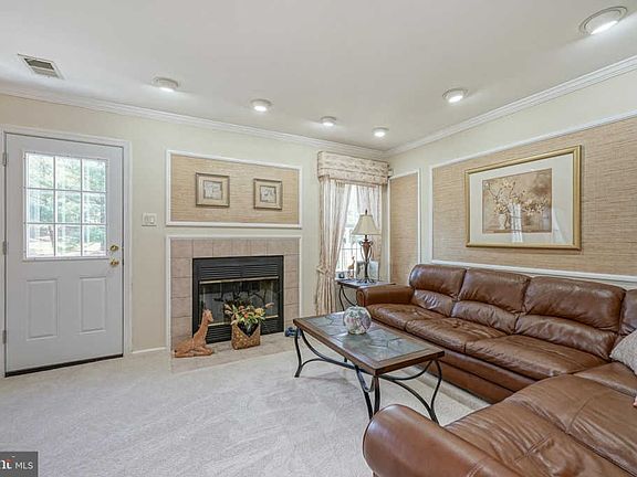 2nd image of 1125 Glen Haven Ct