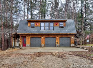 3606 32nd St, Hamilton, MI 49419