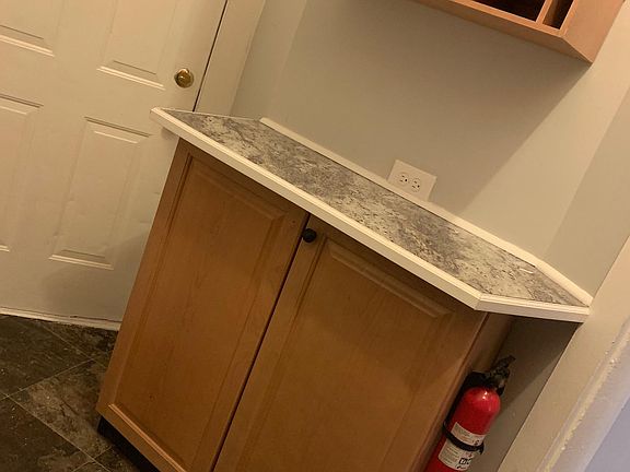 4th image of 26.5 S Prince St #1