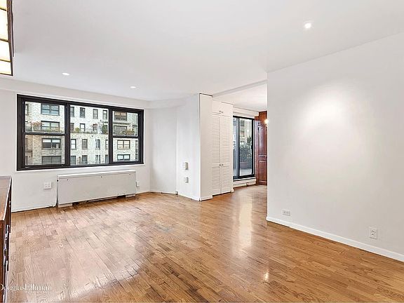 4th image of 220 E 57th St #18CD