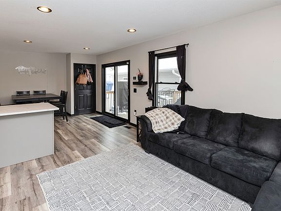 4th image of 1637 Huntland Dr