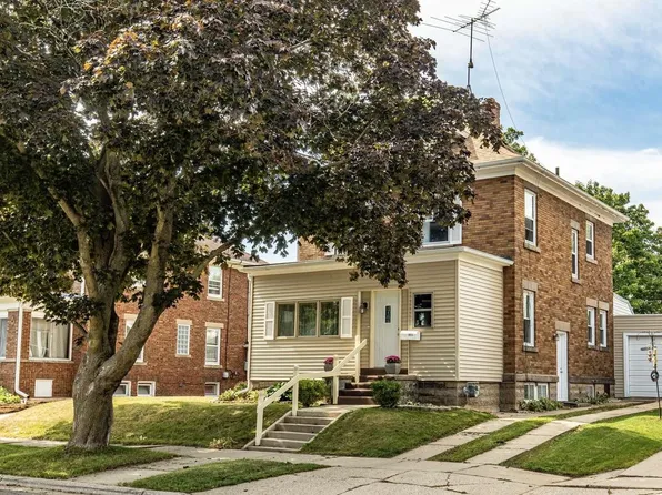 1011 22nd Avenue, Monroe, WI 53566