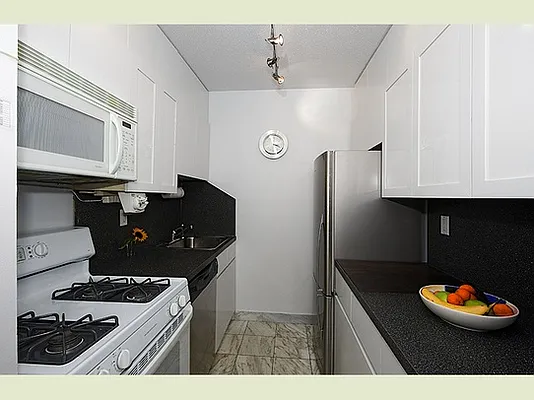 Sold by Stribling | media 2