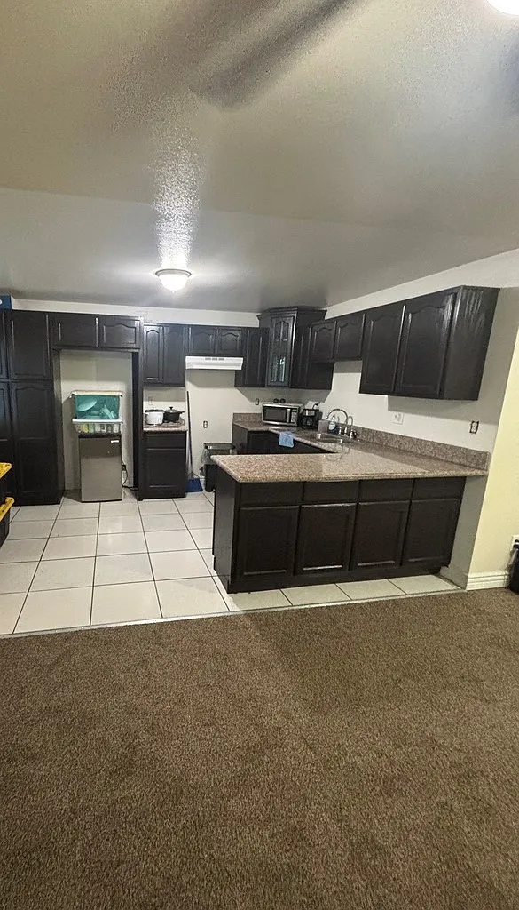 4 bed, 1275 sqft, $3,650 — Photo 3