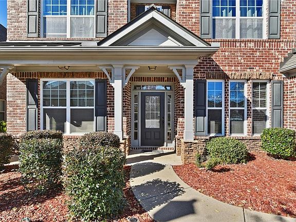 2nd image of 2705 Augeron Ct