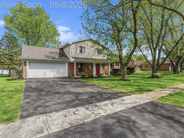 604 Luce Ave, Flushing, MI 48433