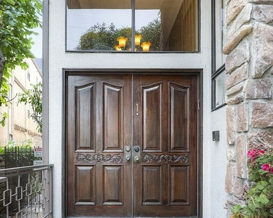 4th image of 16030 Moorpark St APT 1