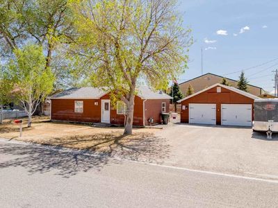 868 E North St, Powell, WY, 82435