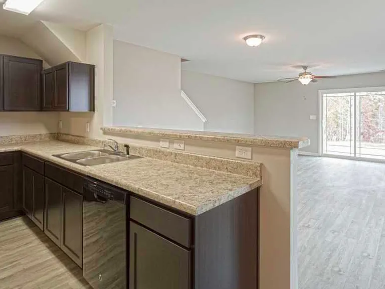 124 Gelbvieh Pl — Photo 2