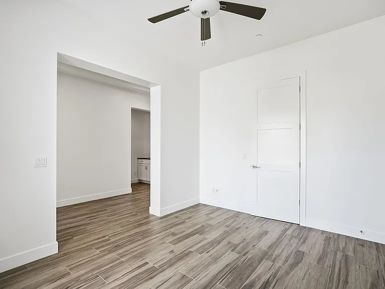 8503 E Amelia Ave — Photo 25