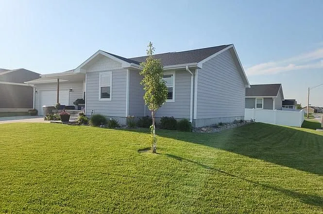 4352 Thomas St — Photo 13