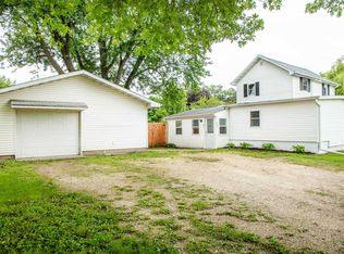 341 S Lake St, Shell Rock, IA 50670