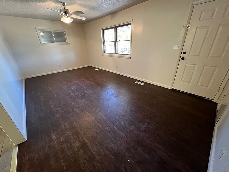 110 Vista Hills Blvd — Photo 8