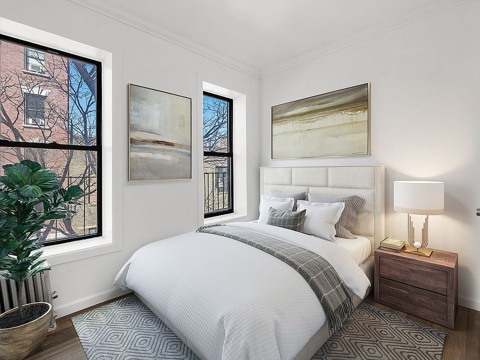 1st image of 218 Thompson St APT 22