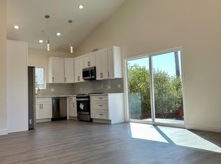 10953 Elinda Pl, Sun Valley, CA 91352