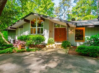 627 Lakestone Dr, Raleigh, NC 27609