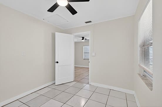 5th image of 3709 W Gray St #2