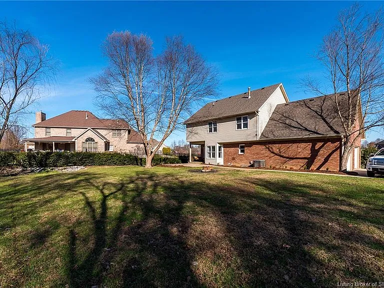 3034 Wolf Lake Blvd — Photo 3