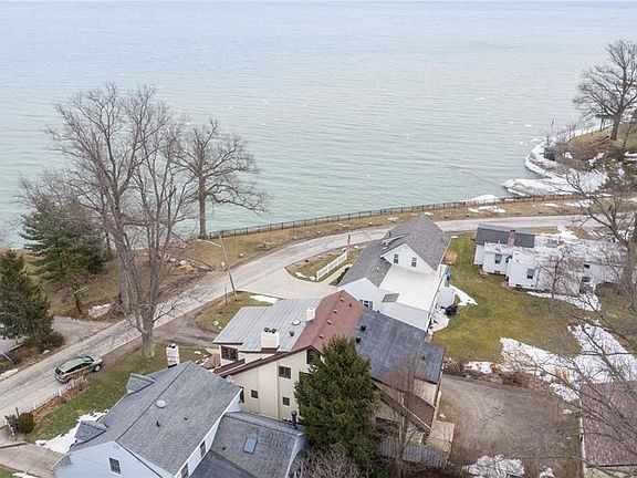 5th image of 71 N Point Dr