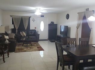 845 E Rosewood Ln, Tavares, FL 32778