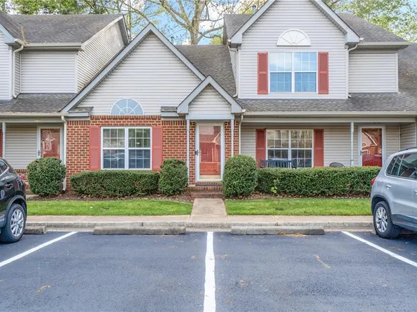 207 N Hill Ln, Chesapeake, VA 23322
