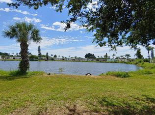 1686 Moonraker Dr, Ruskin, FL 33570
