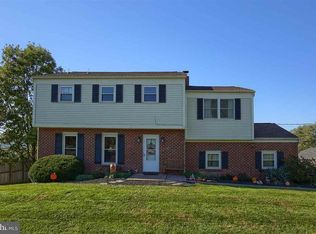 18 Clear View Rd, Dillsburg, PA 17019