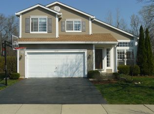 1015 S Pleasant Hill Gate, Waukegan, IL 60085