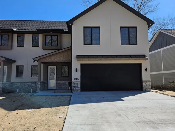 816 Crooked Tree Ln, Dakota Dunes, SD 57049
