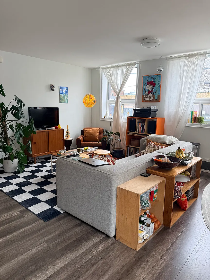 1000 Dovercourt Rd #2 photo 1