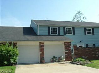 136 Townsend Ct, Mentor, OH