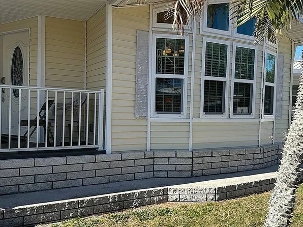 37811 Chancey Rd #399, Zephyrhills, FL 33541